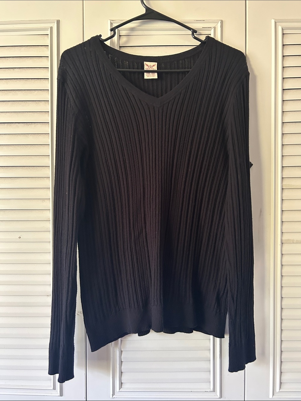 Faded Glory Black Ribbed V-Neck Sweater